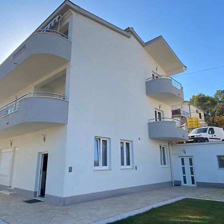Apartments Antonella โตรกีร์ ภายนอก รูปภาพ