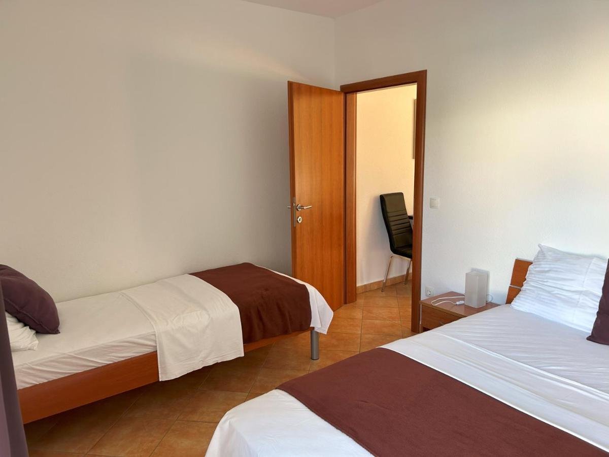 Apartments Antonella โตรกีร์ ภายนอก รูปภาพ